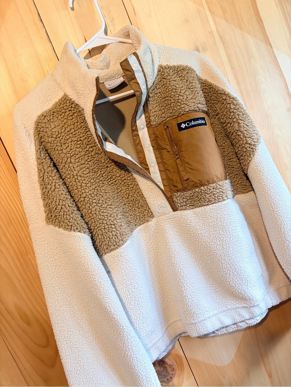 Columbia Like New Two-Tone Sherpa Pullover Jacket - Cream & Brown